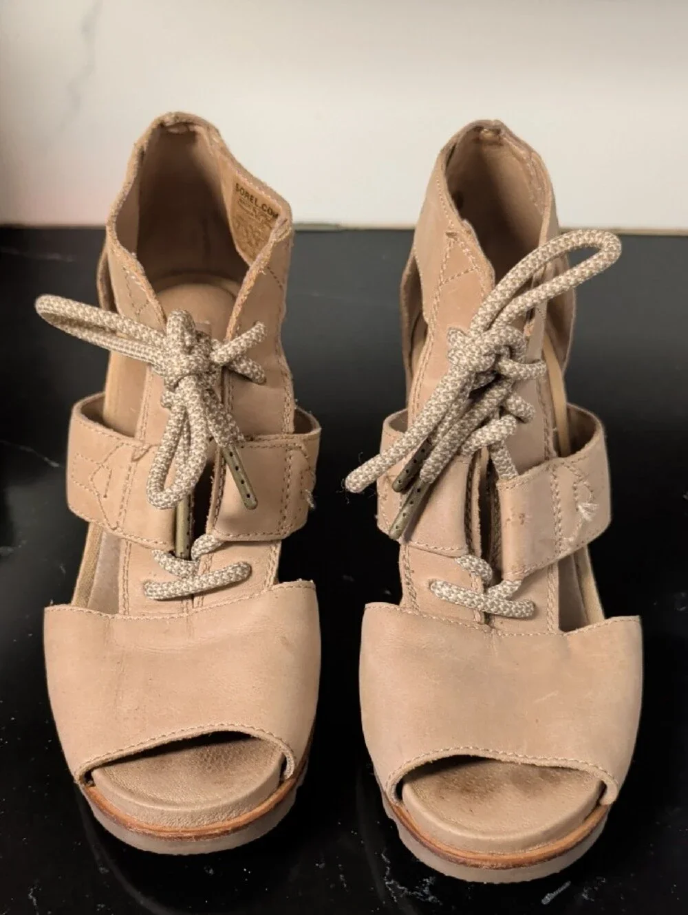 Sorel Joanie Lace-Up Wedge Sandals Size 8 Used Great